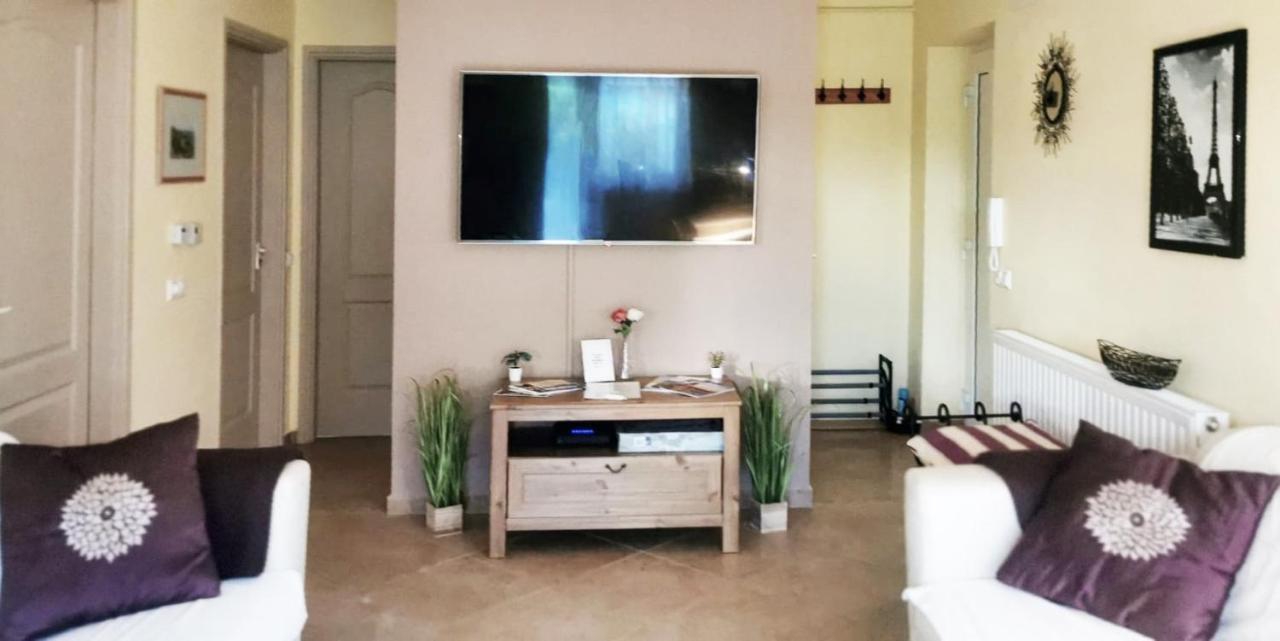 קסזטלי Mediterrania Apartment מראה חיצוני תמונה