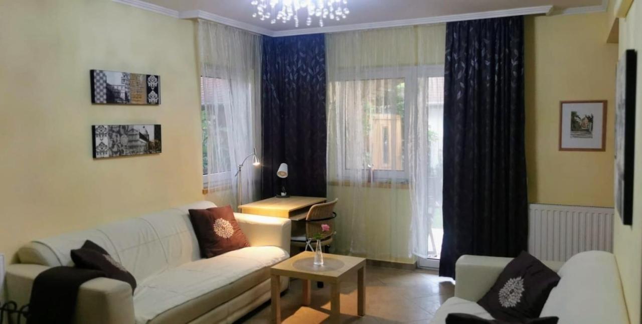 קסזטלי Mediterrania Apartment מראה חיצוני תמונה